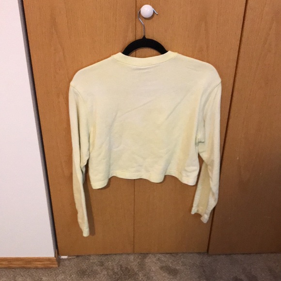 Cropped Nike size small sweater - Picture 4 of 4